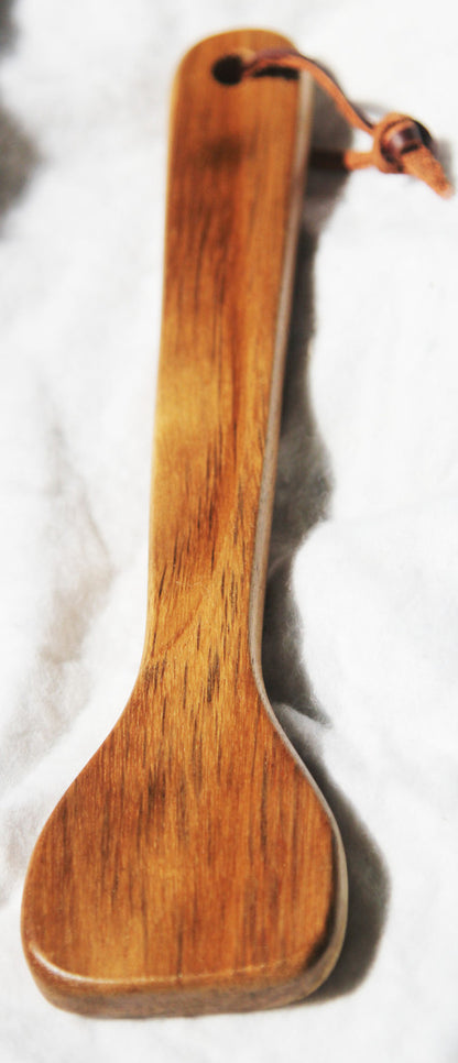 Pack of wooden spoon bottle openers with leather hang straps